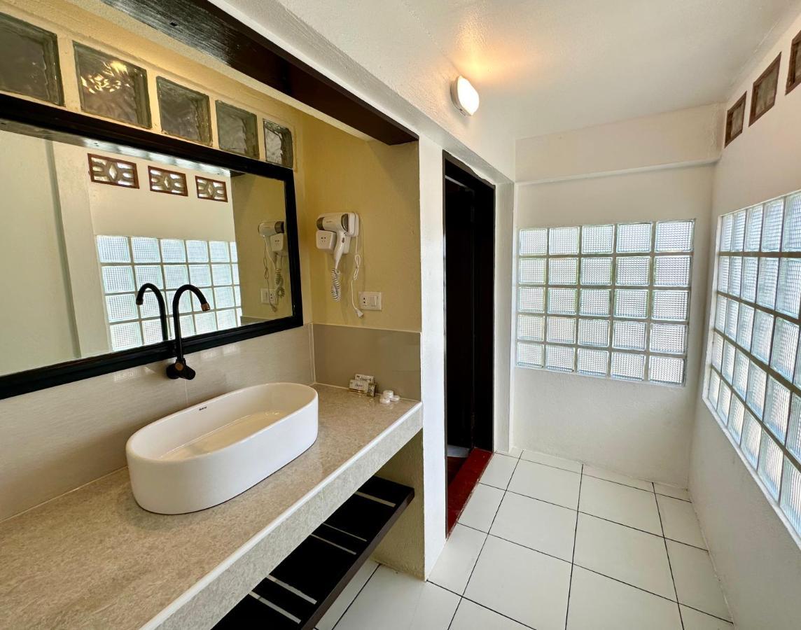 Villa Maya General Luna  Ngoại thất bức ảnh
